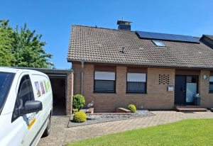 Photovoltaik-Anlage auf einem Einfamilienhaus